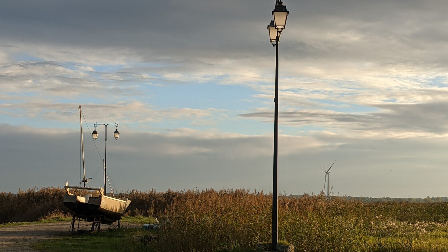 Lavau sur Loire poésie suspendus