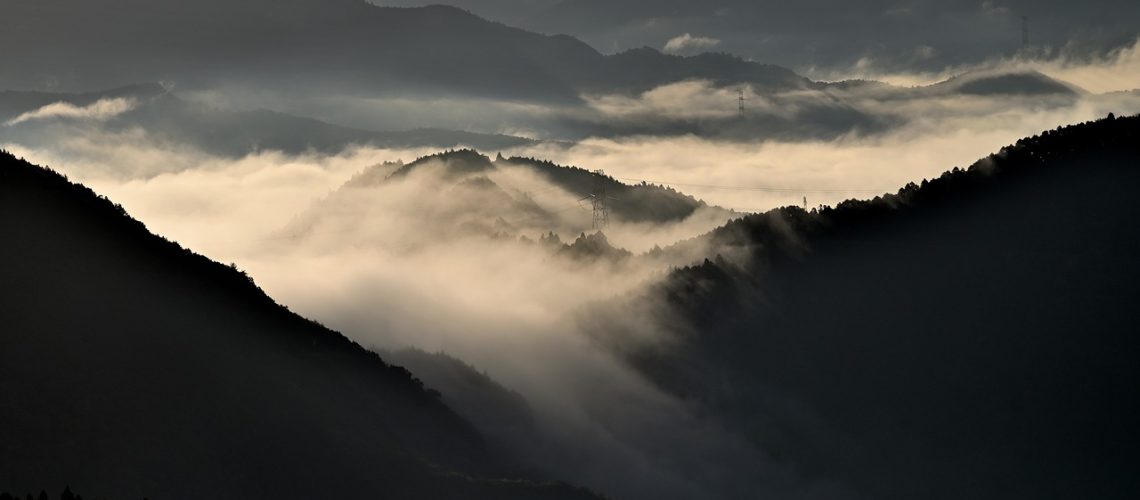 sea-of-clouds-4646744_1280
